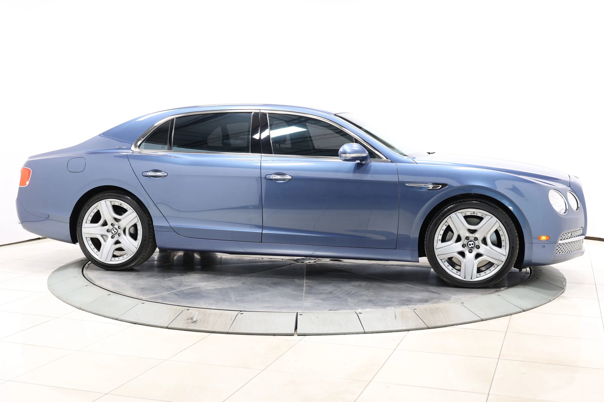 Used 2014 Bentley Flying Spur W12 AWD/4WD image 78