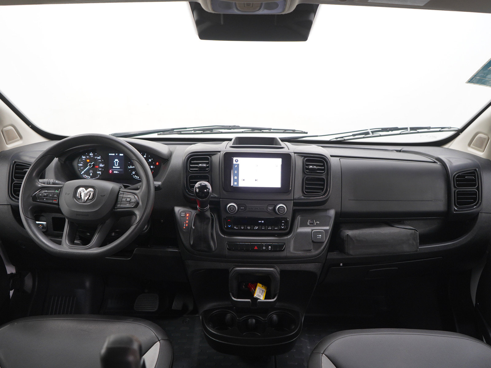 Used 2023 RAM ProMaster 2500 FWD image 13
