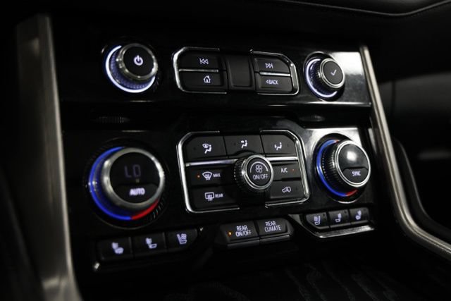 Used 2023 GMC Yukon Denali AWD/4WD image 28