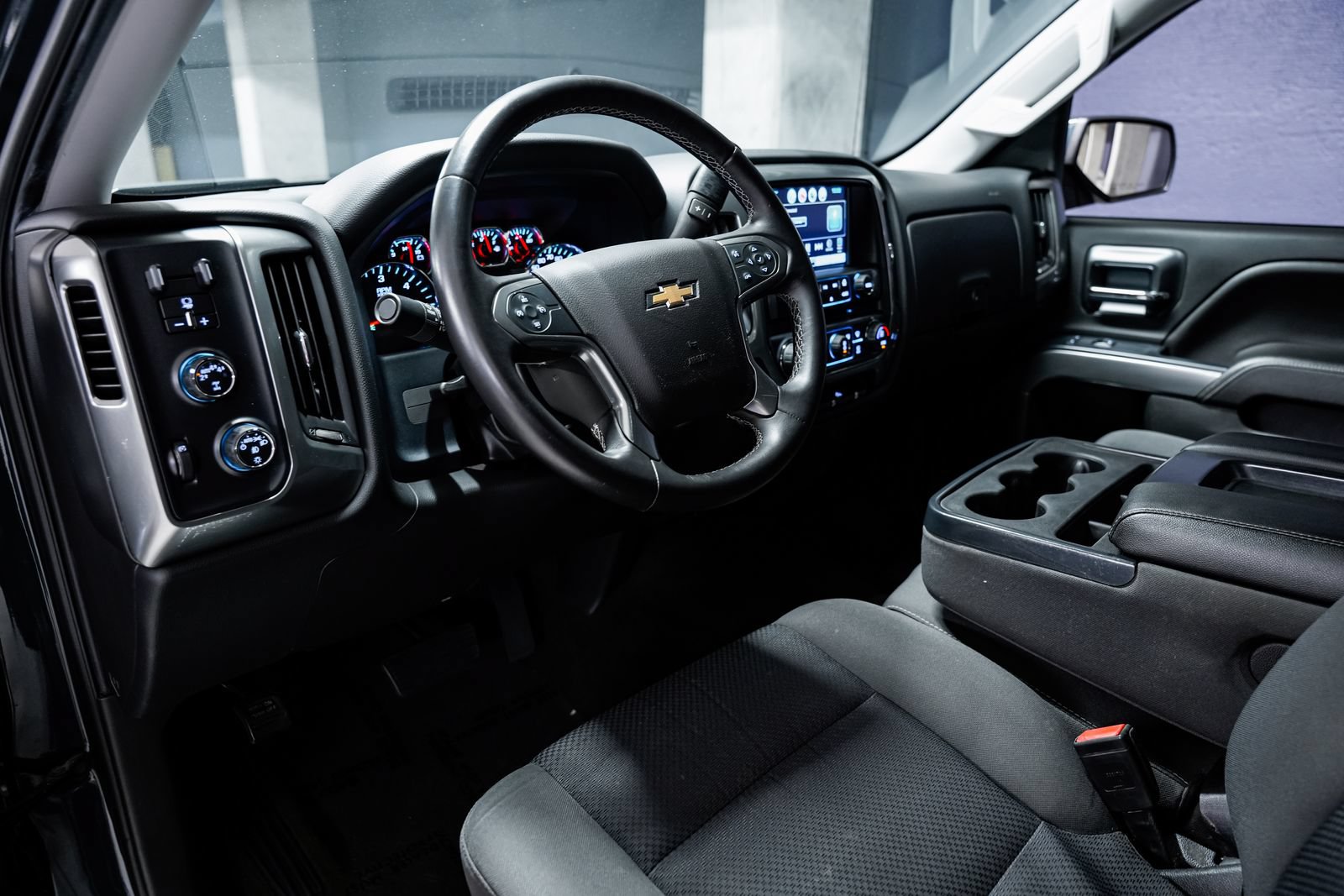 Used 2017 Chevrolet Silverado 1500 LT w/ All Star Edition AWD/4WD image 15