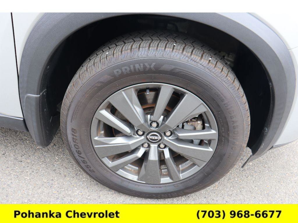 Used 2022 Nissan Pathfinder SV image 30