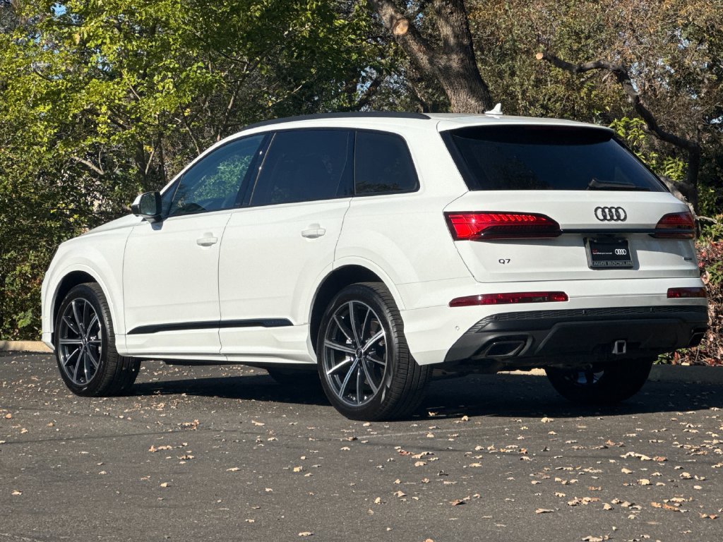 Certified 2026 Audi Q7 2.0T Premium Plus w/ Premium Plus Package AWD/4WD image 7