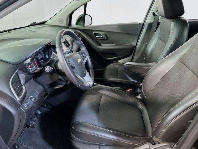 Used 2019 Chevrolet Trax LT w/ LT Convenience Package FWD image 10