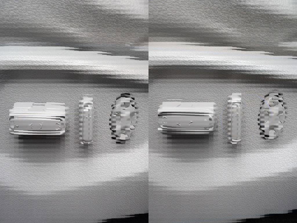 Used 2023 Honda Odyssey EX-L image 13