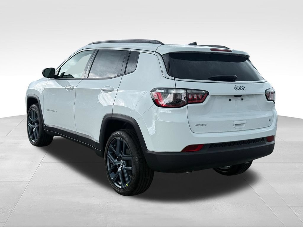 New 2026 Jeep Compass Latitude AWD/4WD image 3