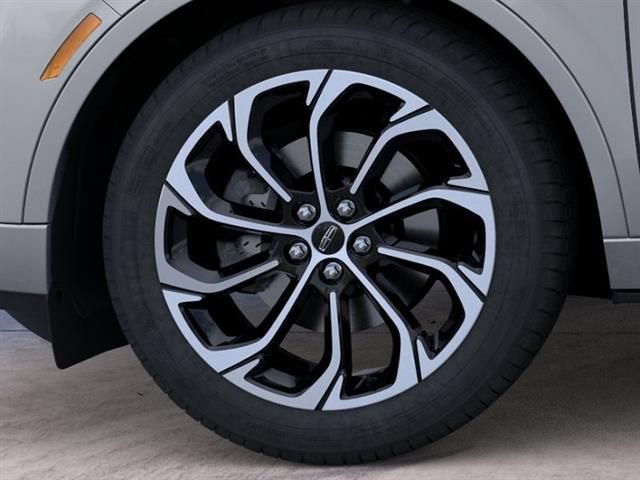 New 2026 Lincoln Nautilus Reserve AWD/4WD image 19