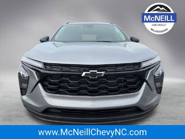 New 2026 Chevrolet Trax LT w/ Sunroof Package FWD image 2