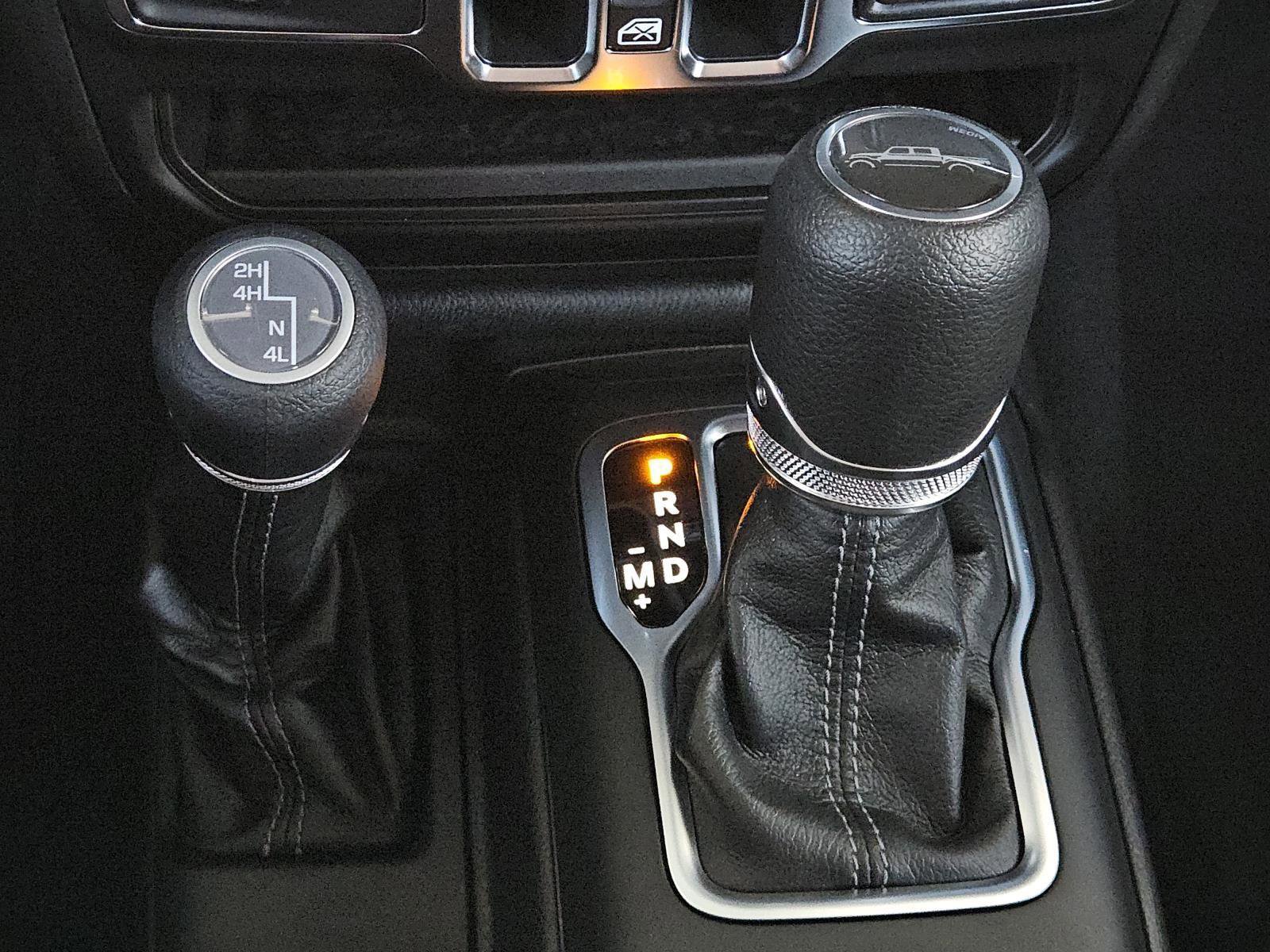 New 2025 Jeep Gladiator Sport image 12