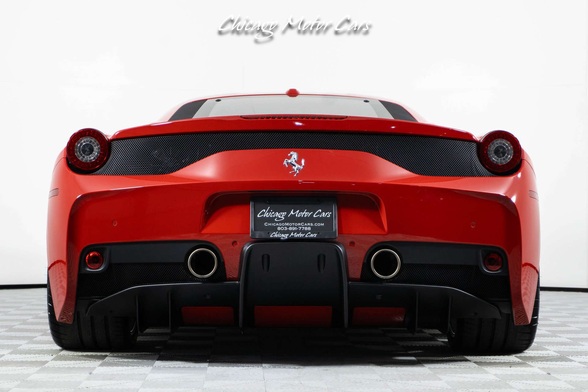 Used 2015 Ferrari 458 Speciale Coupe RWD image 17