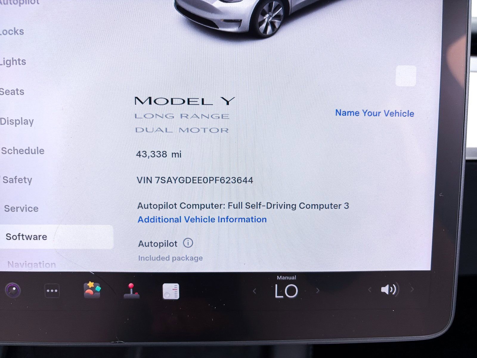 Used 2023 Tesla Model Y Long Range image 24