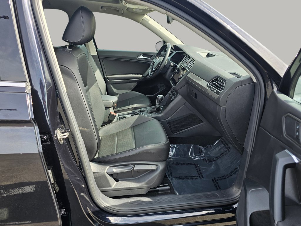 Used 2019 Volkswagen Tiguan SEL w/ 3rd Row Seat Package image 25