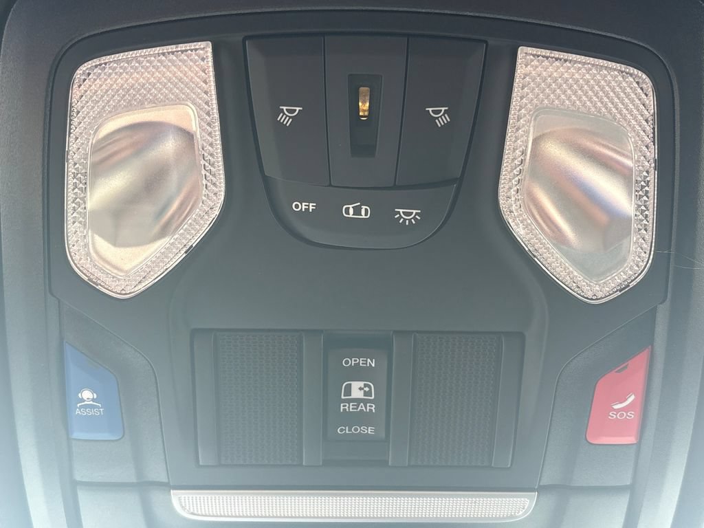 New 2026 RAM 2500 Big Horn AWD/4WD image 40