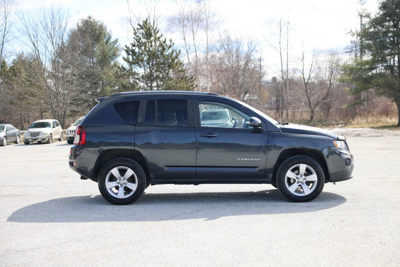 Used 2014 Jeep Compass Latitude w/ Sun/Sound Group image 6
