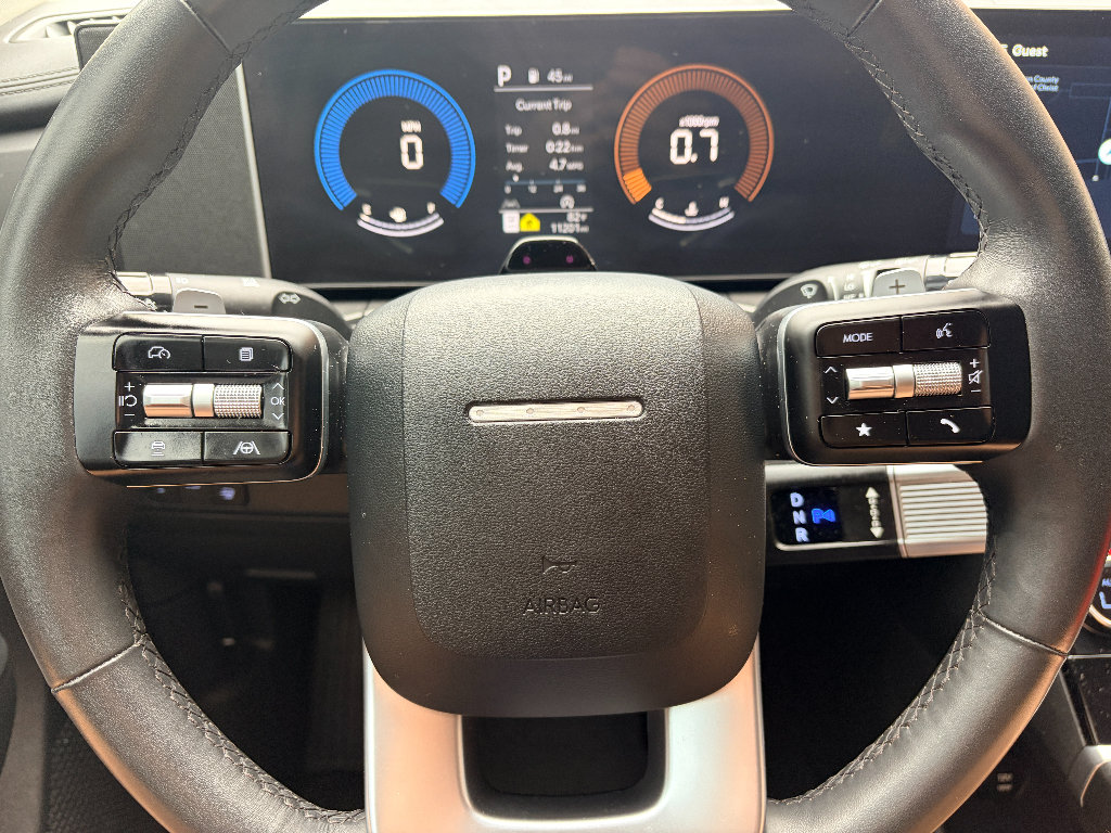 Used 2025 Hyundai Santa Fe XRT AWD/4WD image 13
