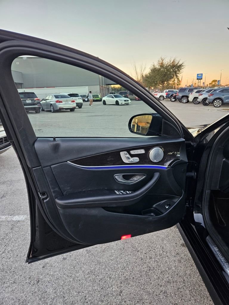 Used 2019 Mercedes-Benz E 300 image 10