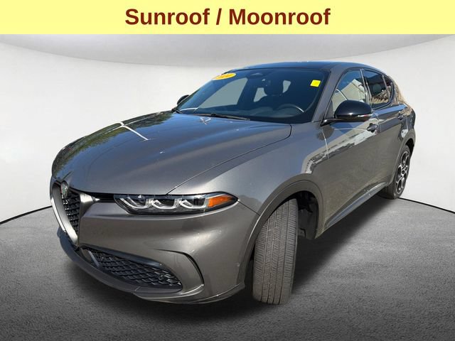 Used 2024 Alfa Romeo Tonale Veloce AWD/4WD image 5