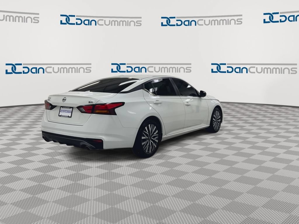 Used 2022 Nissan Altima 2.5 SR FWD image 8