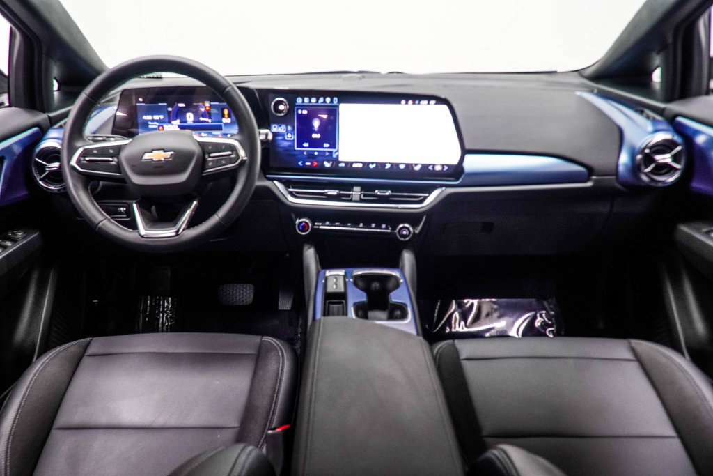 Used 2026 Chevrolet Equinox EV LT FWD image 5