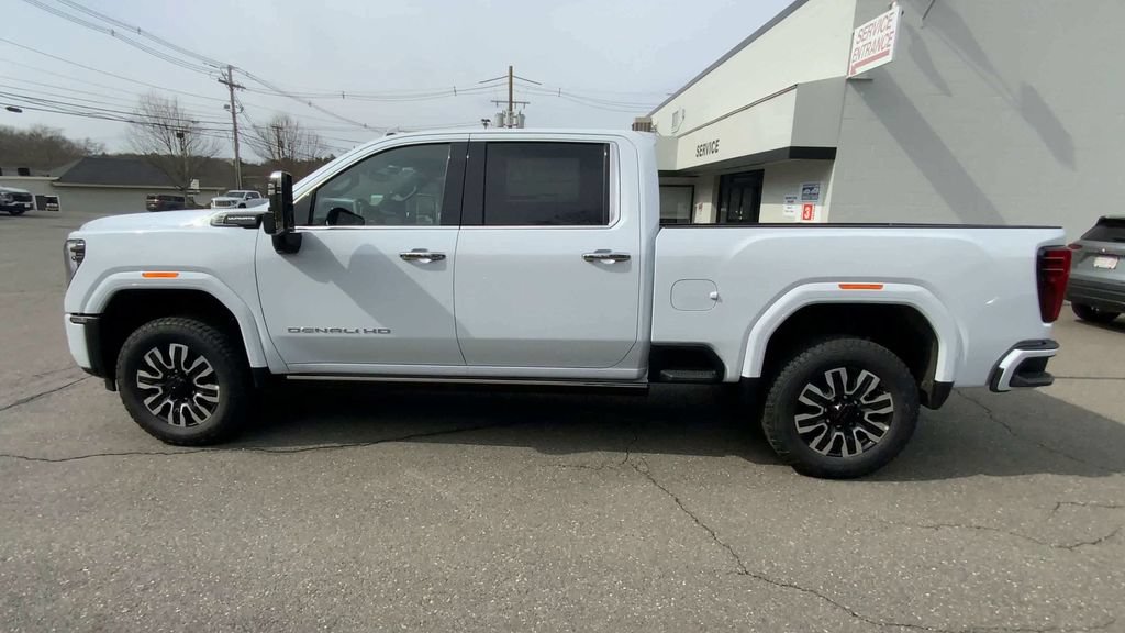 New 2026 GMC Sierra 2500 Denali Ultimate w/ Max Trailering Package AWD/4WD image 6
