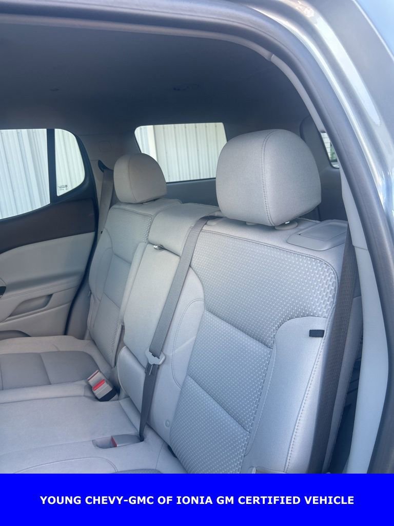 Certified 2023 GMC Acadia SLE w/ Driver Convenience Package image 11