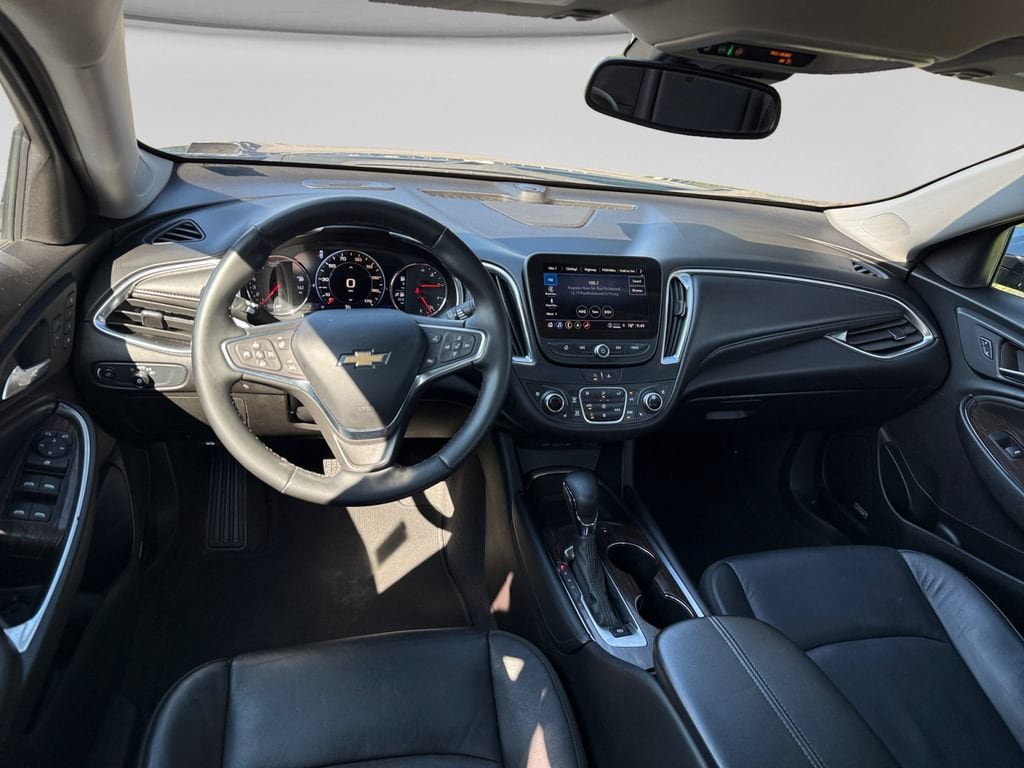 Used 2024 Chevrolet Malibu LT FWD image 15