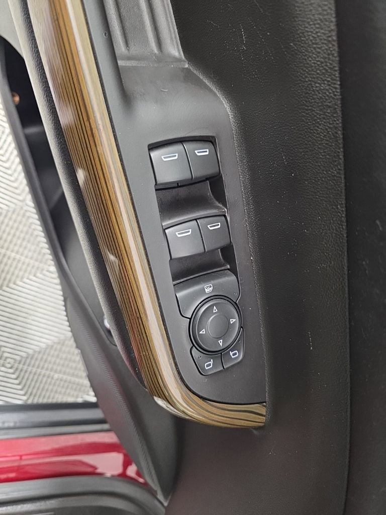 Used 2018 GMC Acadia SLE w/ Driver Alert Package I image 15