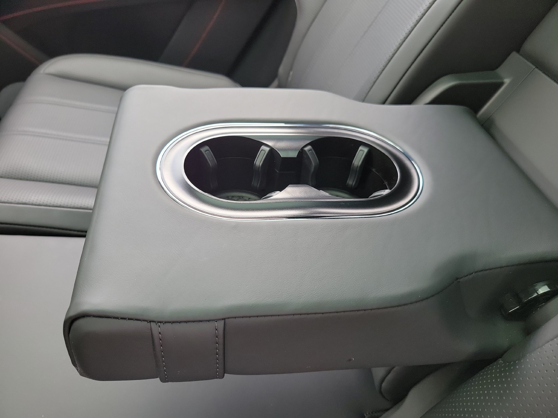 Certified 2023 Bentley Bentayga AWD/4WD image 26