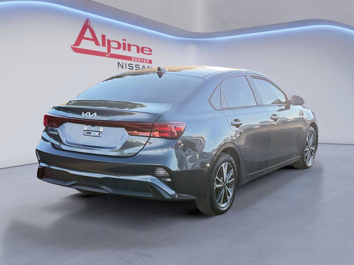 Used 2023 Kia Forte LXS FWD image 5