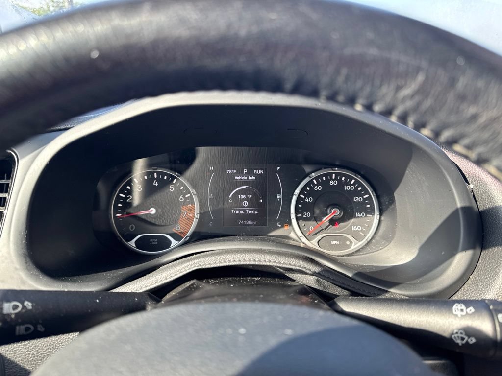 Used 2020 Jeep Renegade Altitude AWD/4WD image 16