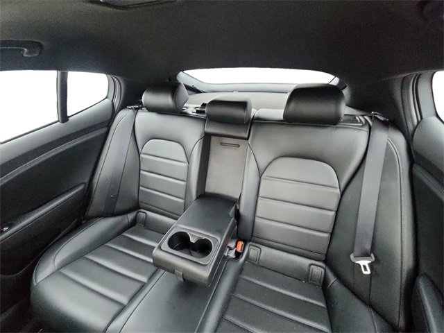 Used 2018 Kia Stinger GT2 image 16