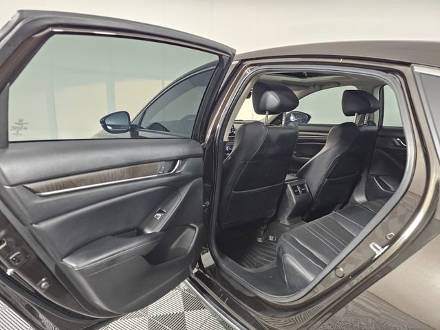 Used 2018 Honda Accord EX-L image 18