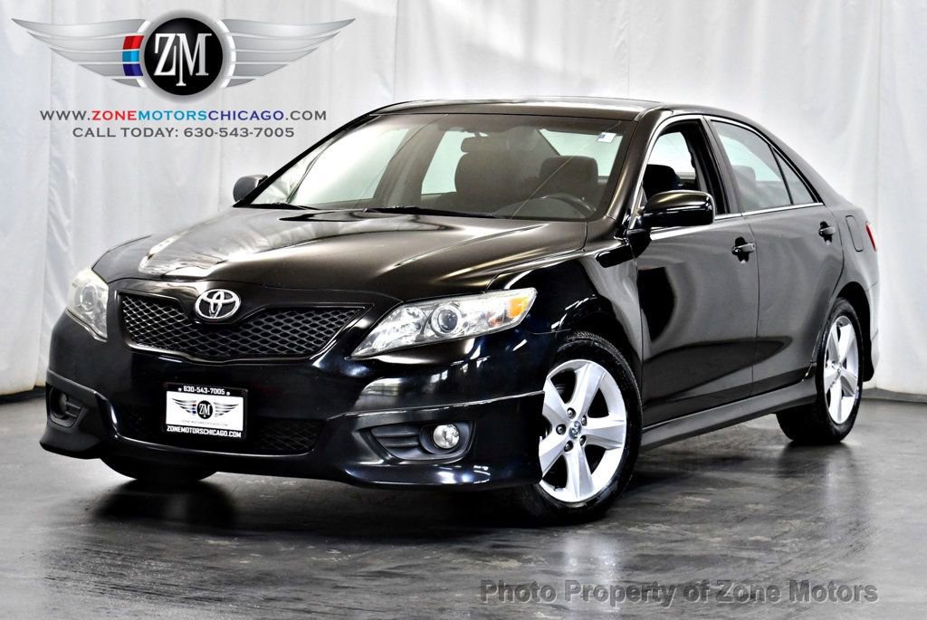 Used 2010 Toyota Camry FWD image 1