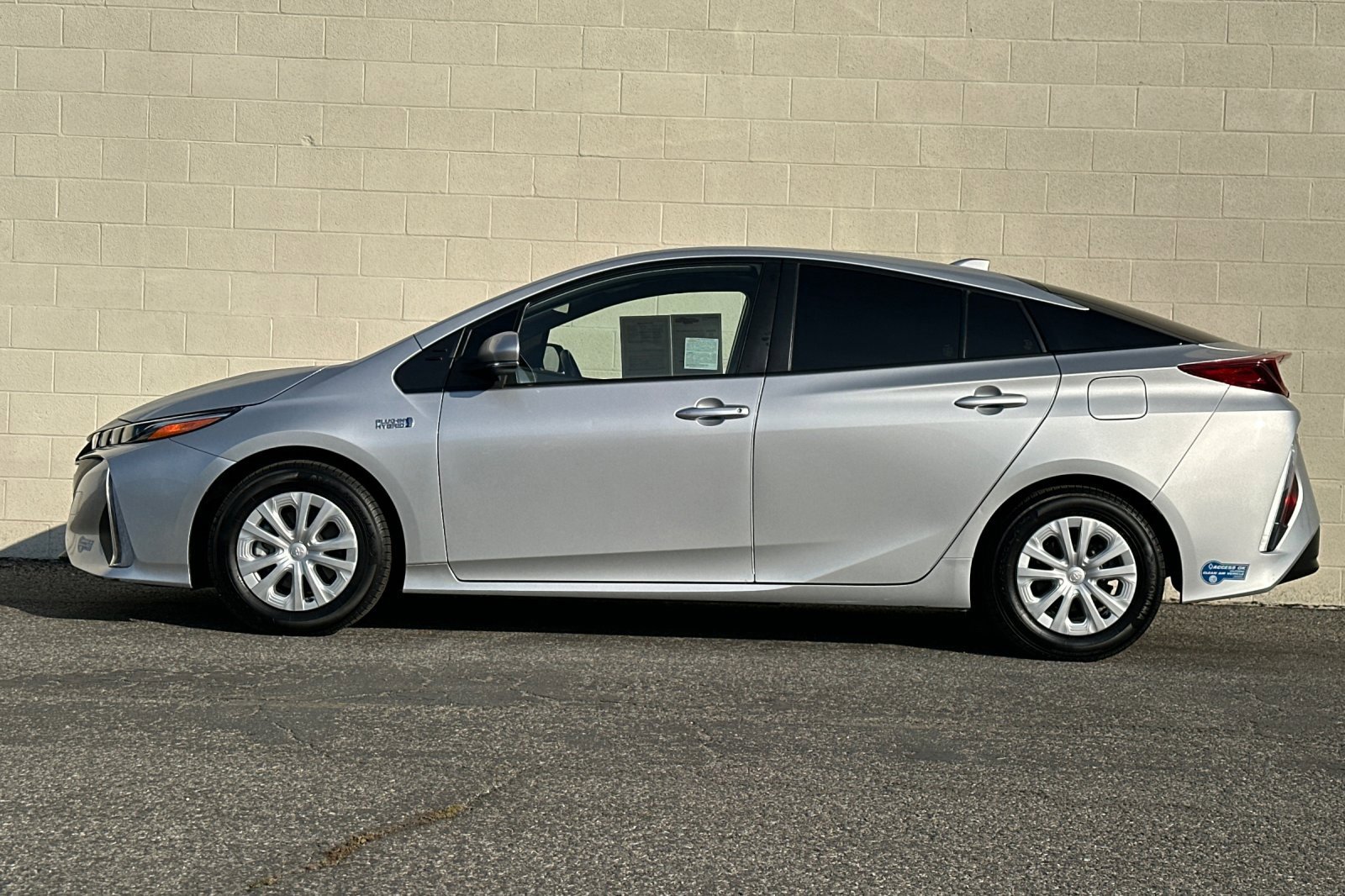 Used 2021 Toyota Prius Prime XLE image 7