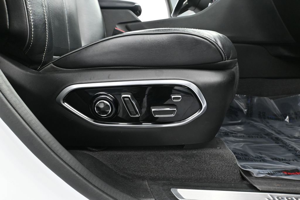 Used 2021 Jeep Grand Cherokee L Overland w/ Advanced Protech Group III image 58