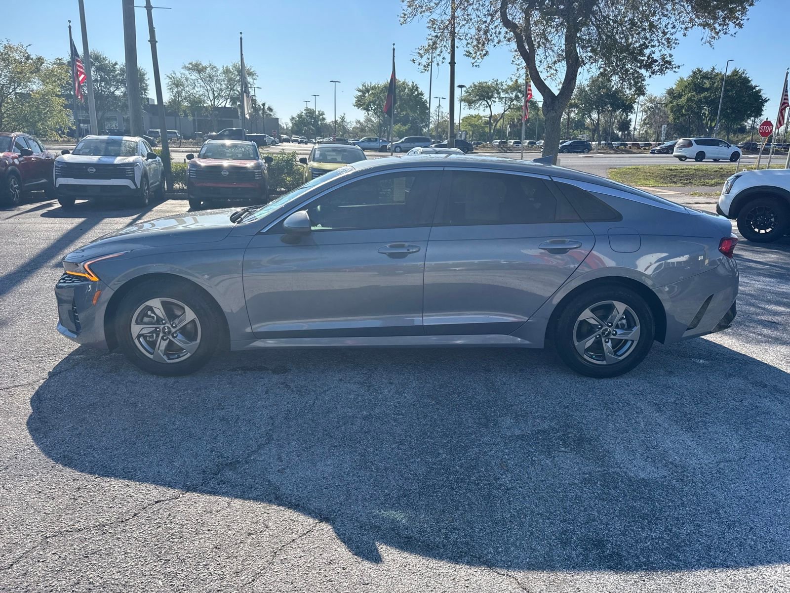 Used 2023 Kia K5 LXS image 9