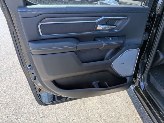 New 2026 RAM 1500 Laramie w/ Advanced Safety Group II AWD/4WD image 21
