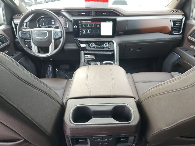 Used 2024 GMC Sierra 1500 Denali w/ Technology Package image 11