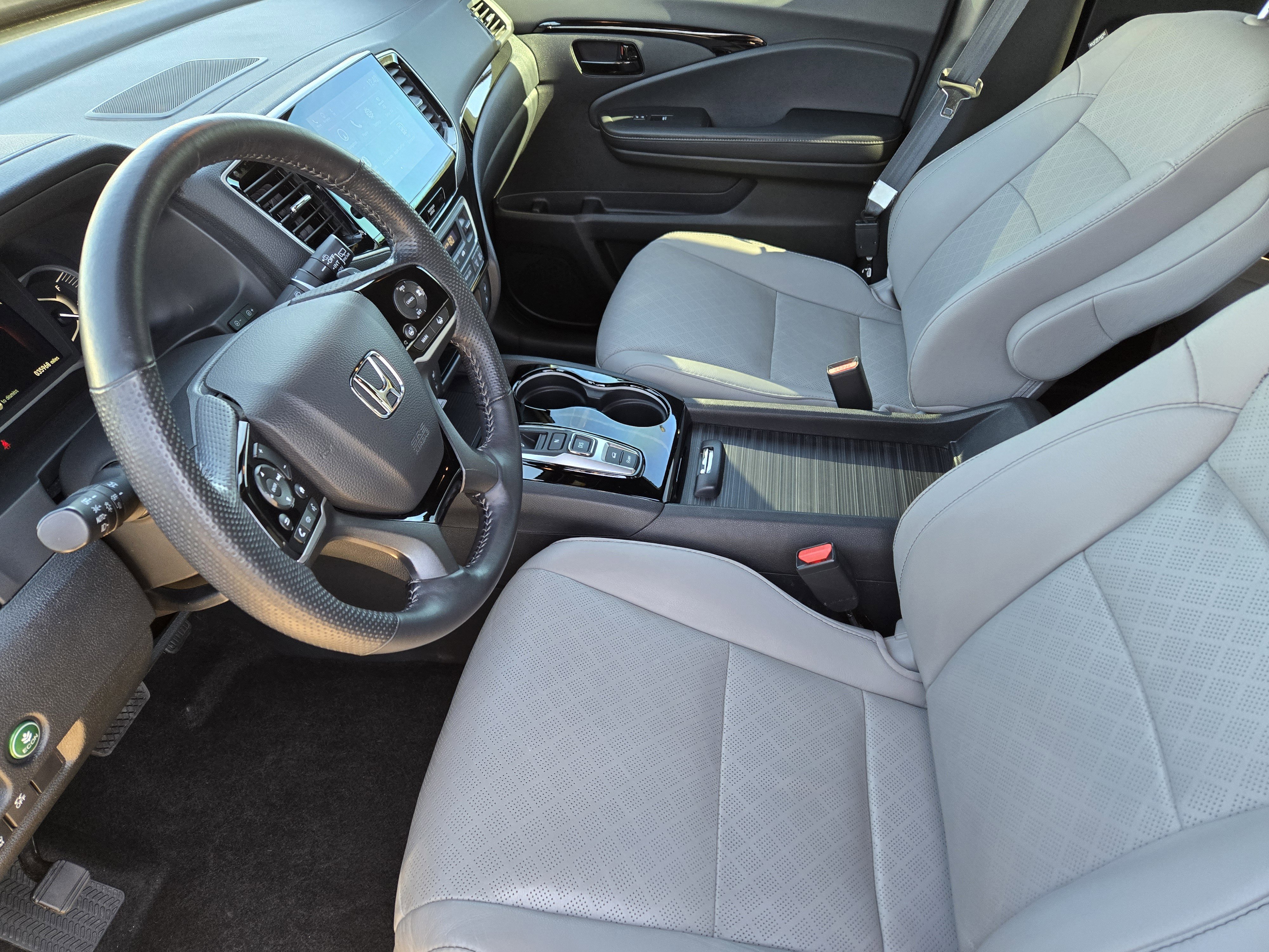 Used 2023 Honda Passport Elite image 14