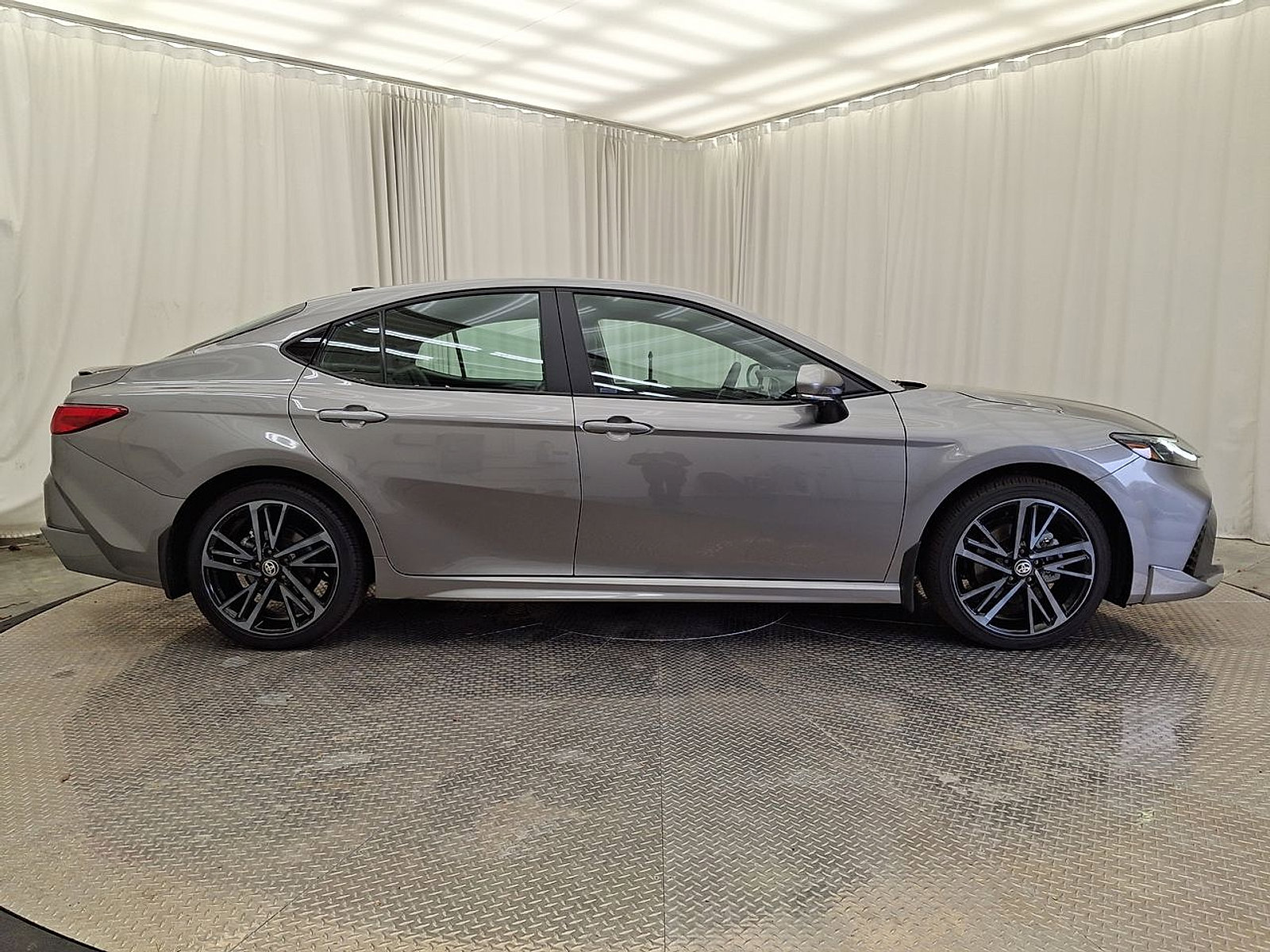Used 2026 Toyota Camry XSE w/ Premium Plus Package AWD/4WD image 26
