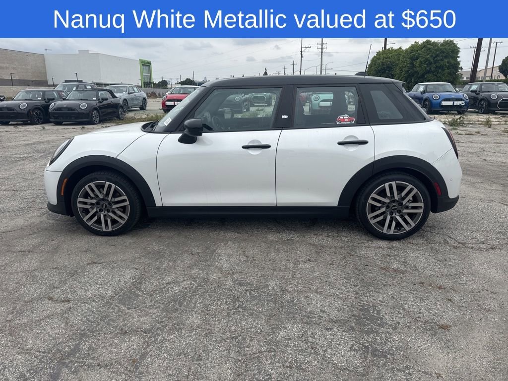 Used 2026 MINI Cooper 4-Door Hardtop image 2