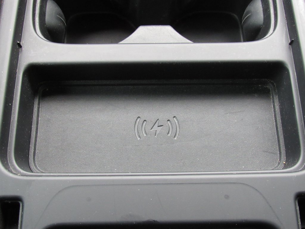 Used 2022 Land Rover Defender 110 X-Dynamic HSE image 31