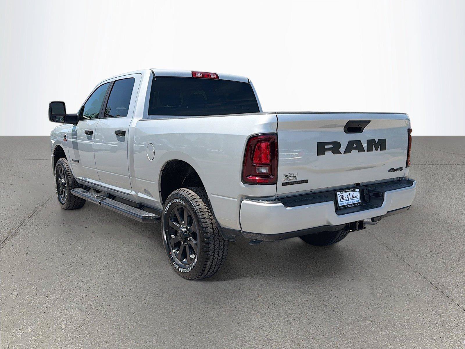 New 2026 RAM 2500 Big Horn AWD/4WD image 6