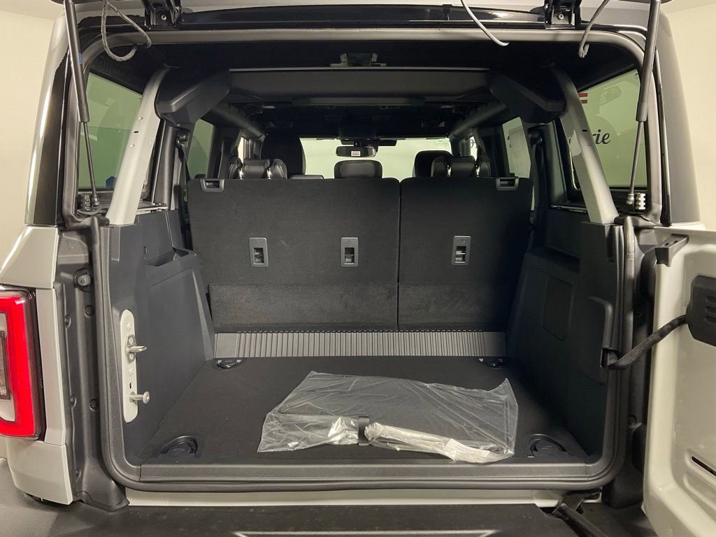 New 2026 Ford Bronco Outer Banks AWD/4WD image 11