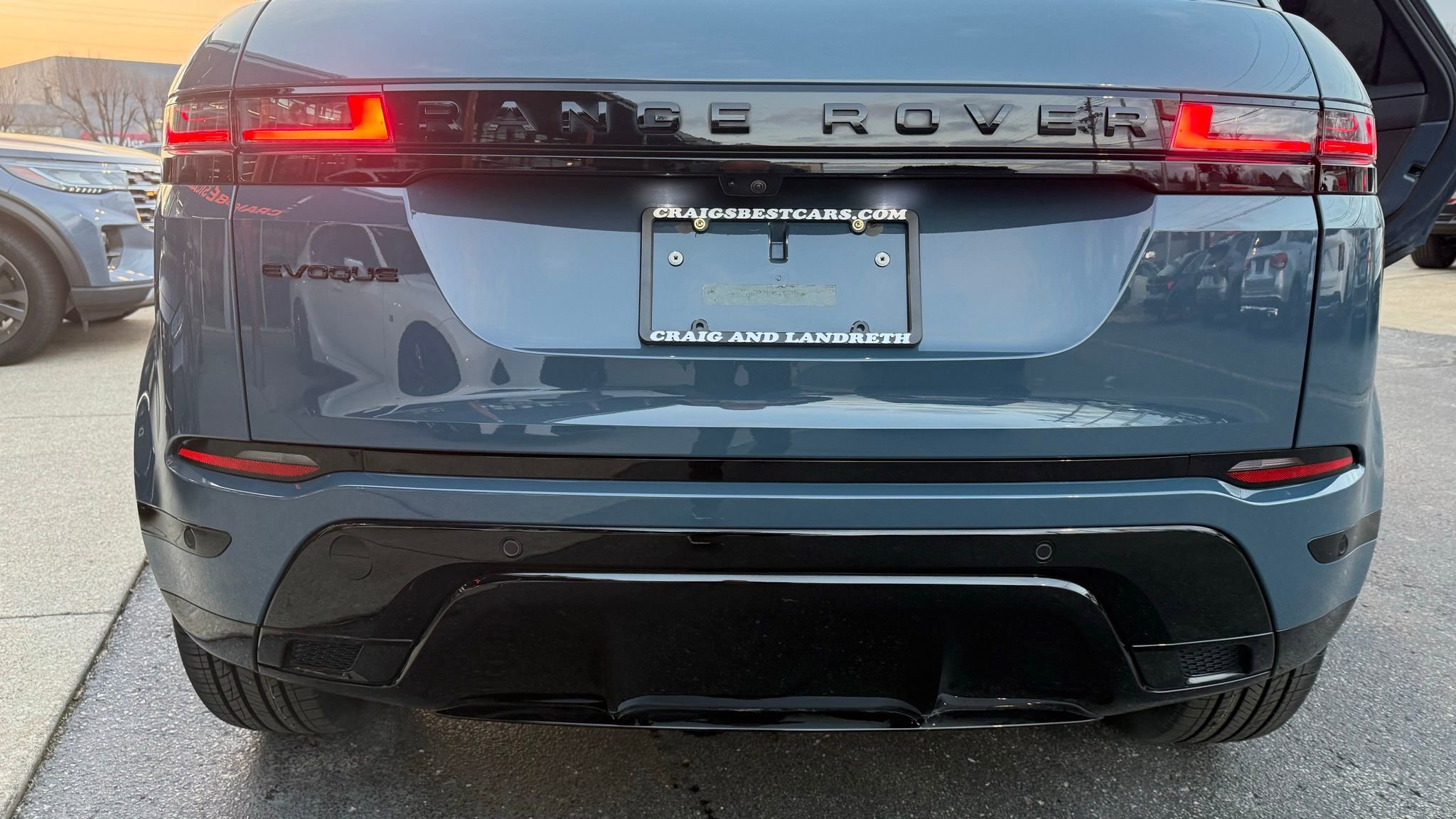 Used 2024 Land Rover Range Rover Evoque Dynamic SE image 23