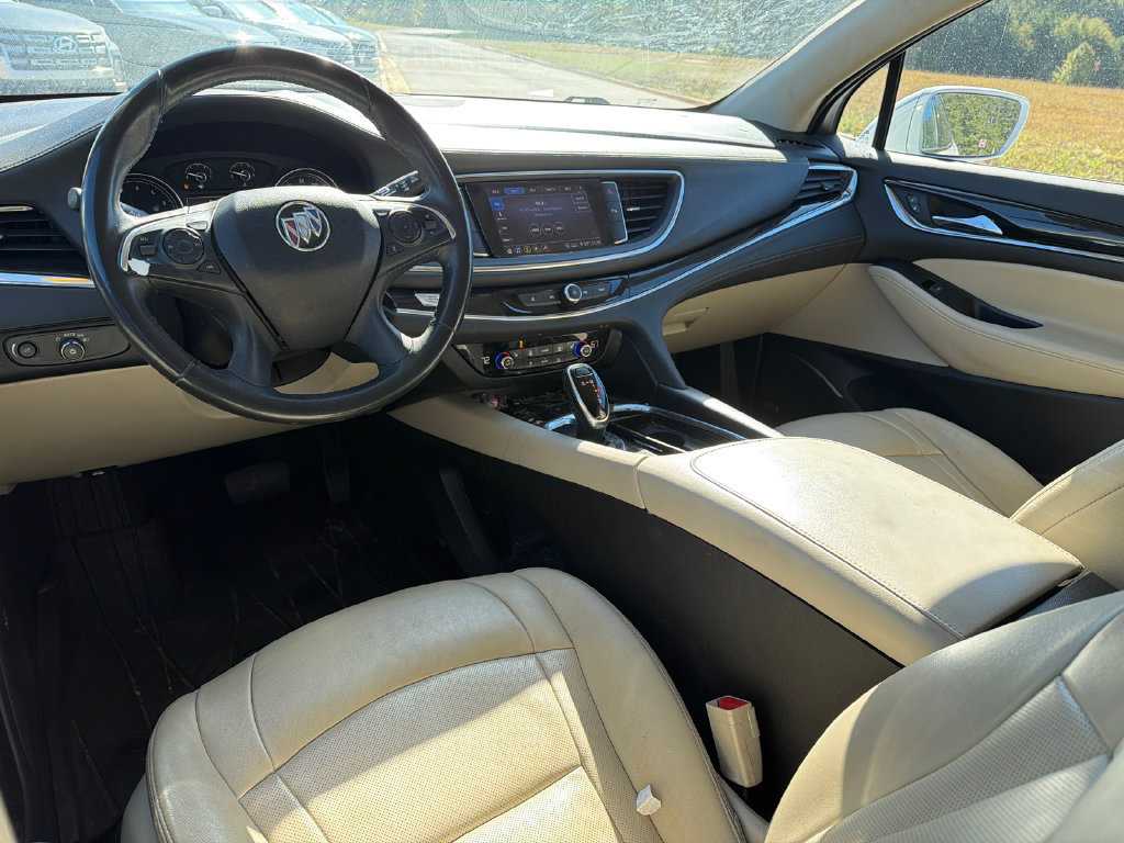 Used 2020 Buick Enclave Essence w/ Sound and Sites Package FWD image 18