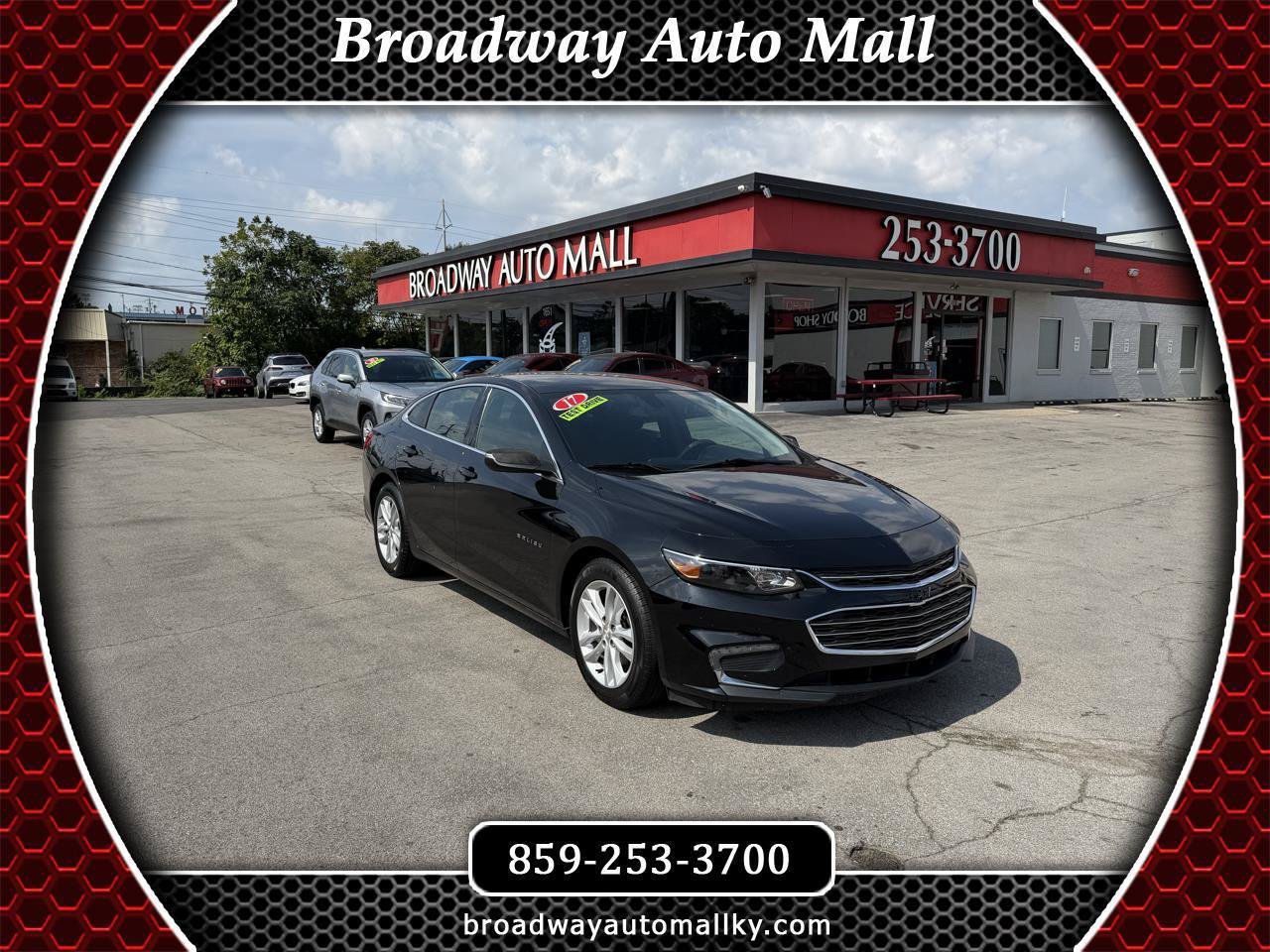 Used 2017 Chevrolet Malibu LT FWD image 1