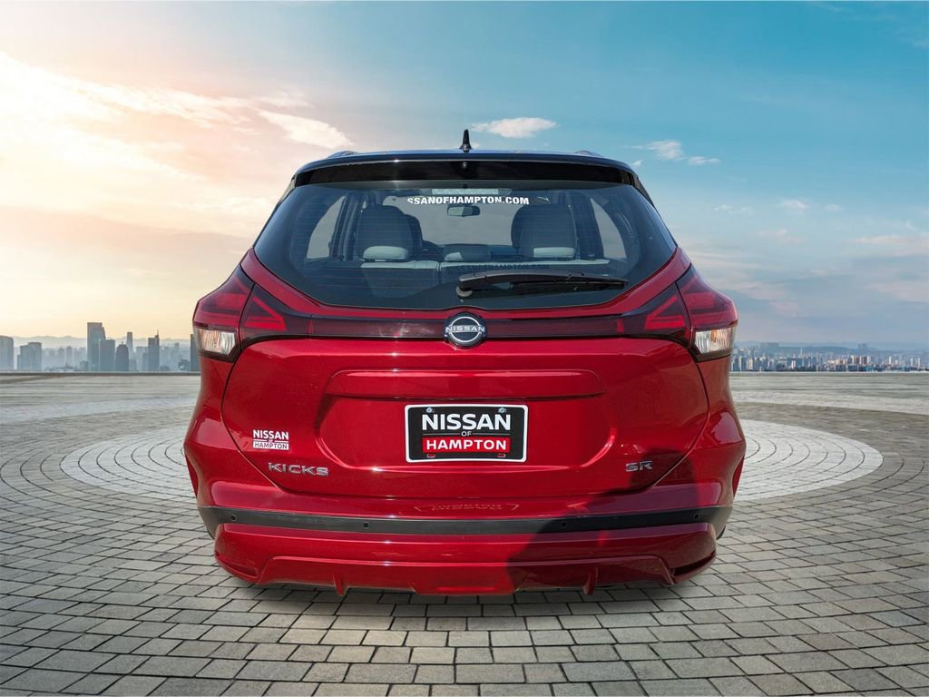 Certified 2023 Nissan Kicks SR w/ SR Premium Package image 6