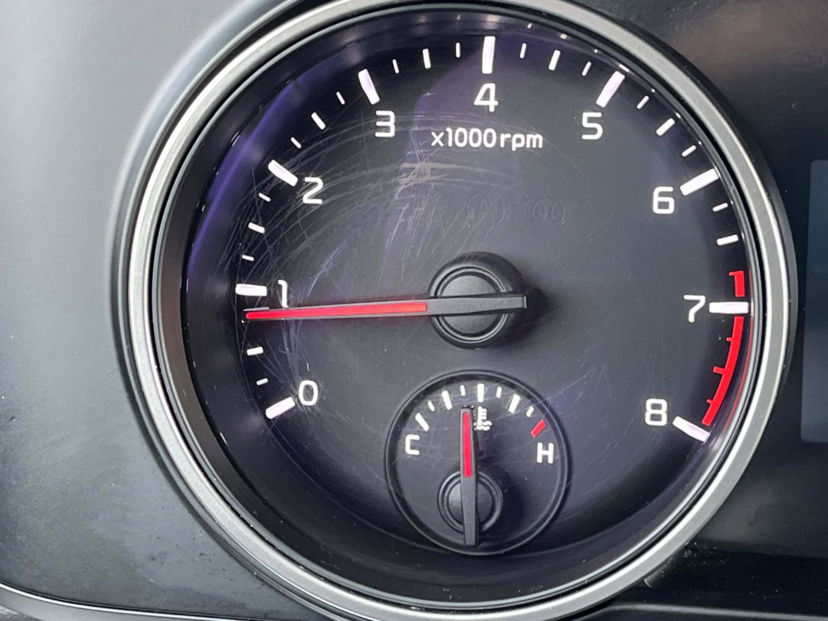 Used 2024 Kia Carnival LX image 43