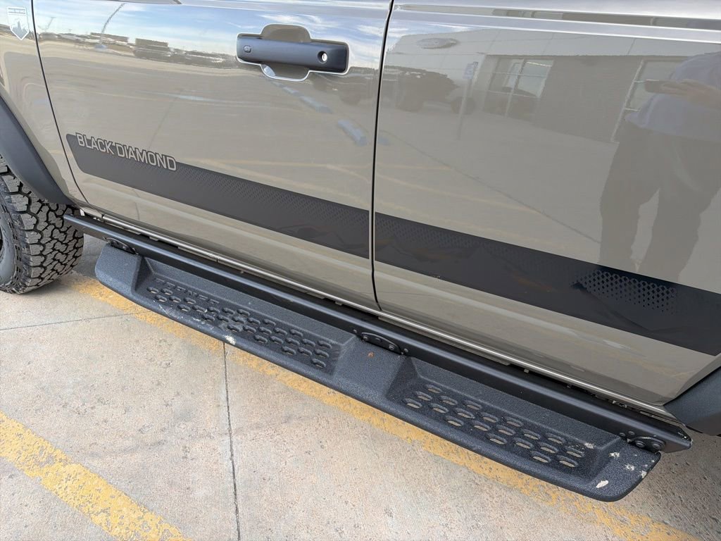 New 2025 Ford Bronco Big Bend w/ Black Diamond Package image 9