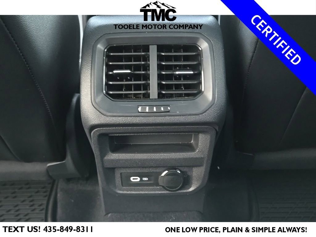Used 2022 Volkswagen Tiguan SE R-Line image 31